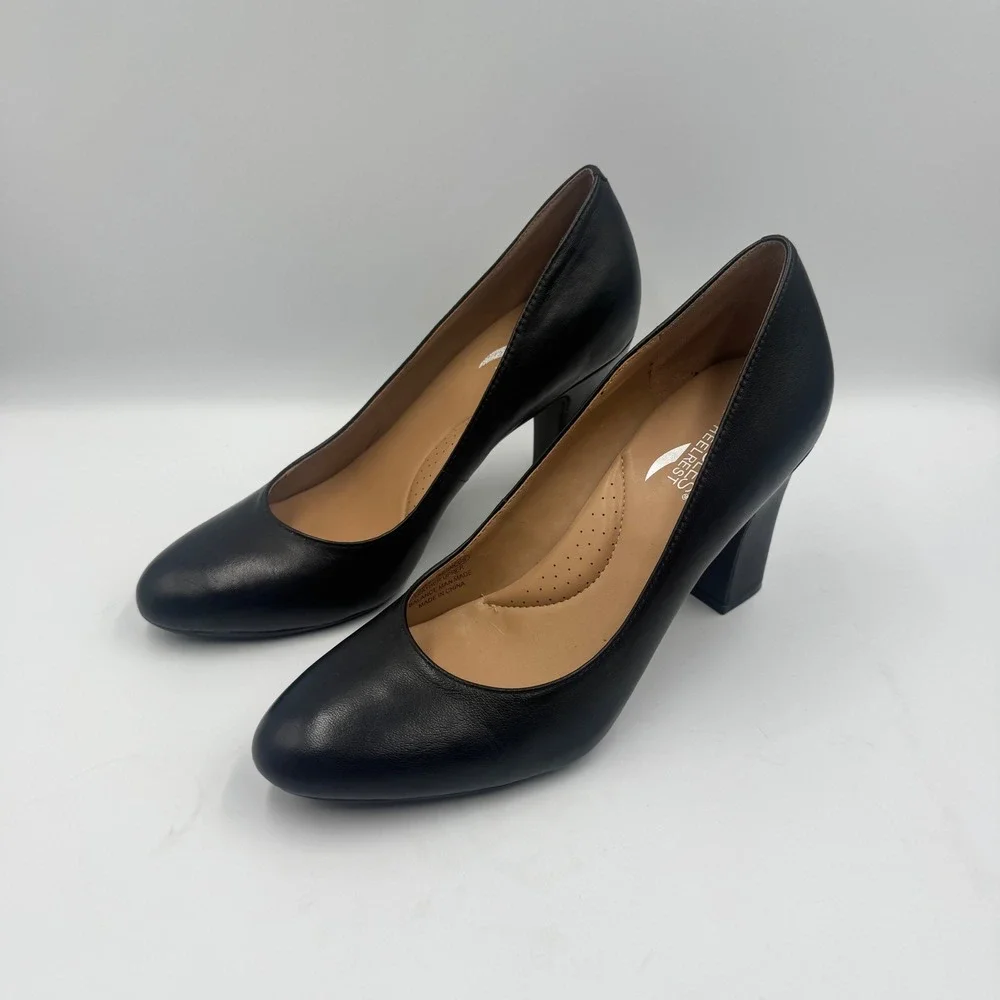 Aerosoles Octagon Black Leather Block Heel Pumps Womens 8.5M Work Career Classic